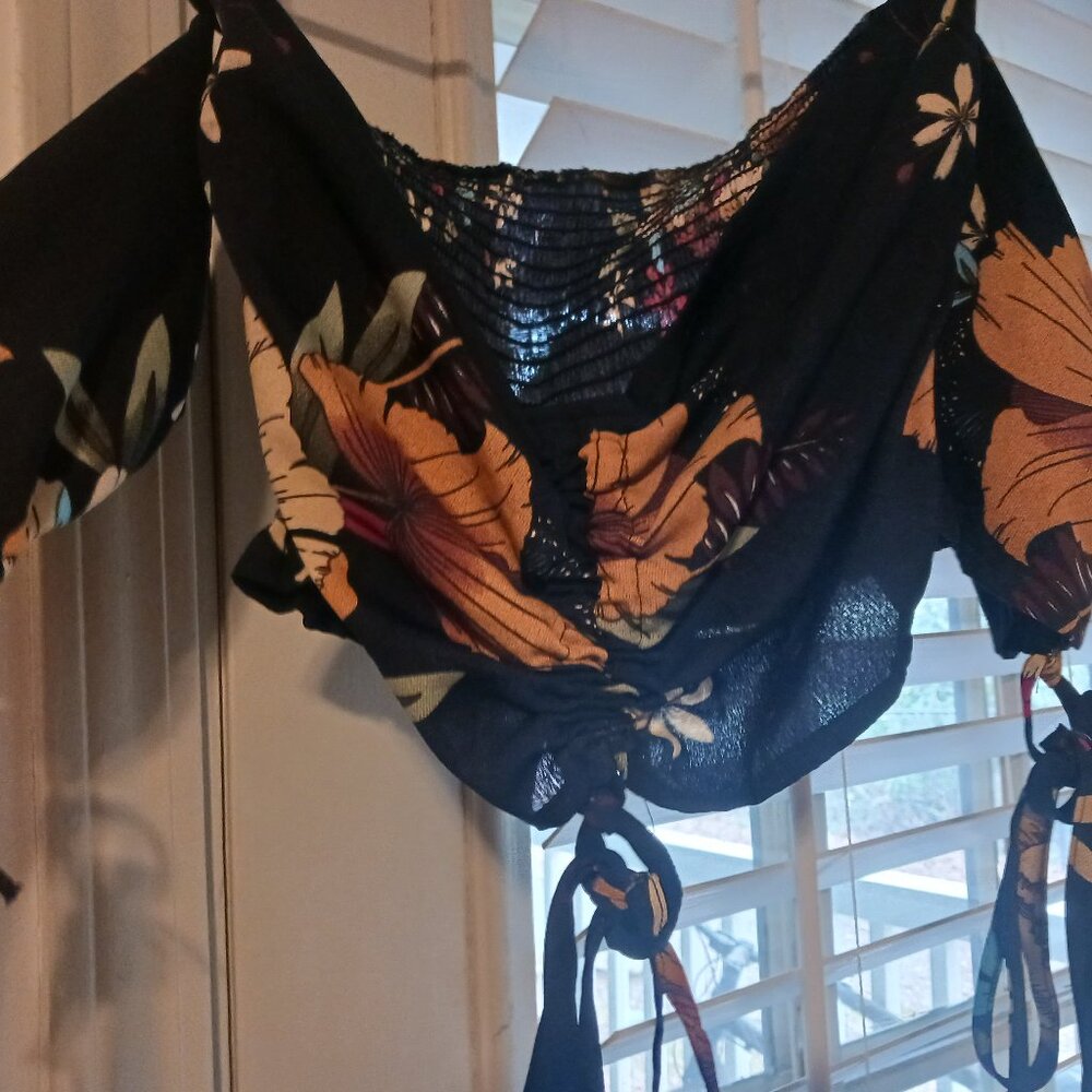 Cute Off Shoulder Black Floral Top